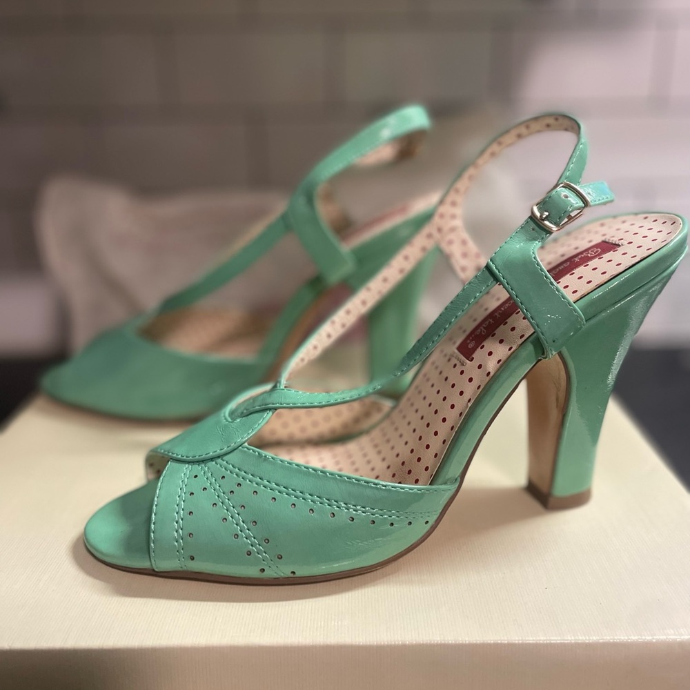 B.A.I.T. Seafoam Vanka Heels - Picture 3 of 8
